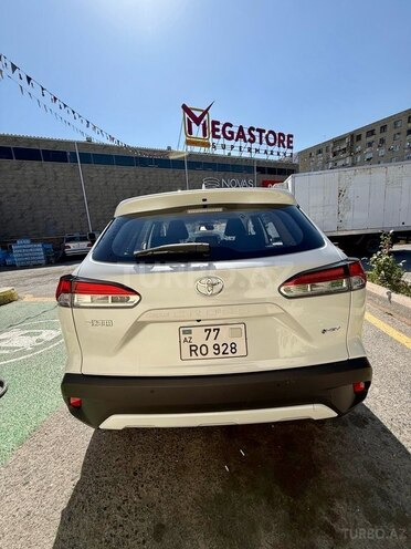 Toyota Corolla Cross 2025, 0 km - 2.0 л - Bakı