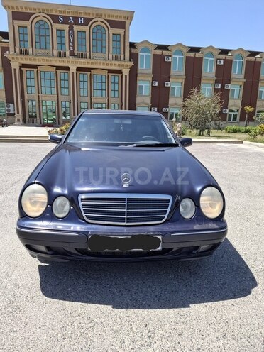 Mercedes E 240 2000, 300,000 km - 2.6 l - Bakı