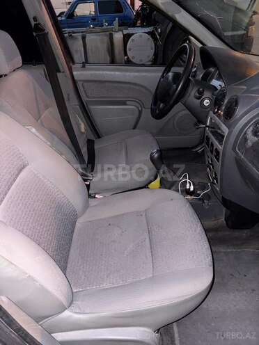 Renault Logan 2010, 285,700 km - 1.6 l - Bakı