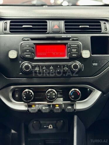 Kia Rio 2012, 177,000 km - 1.1 л - Bakı