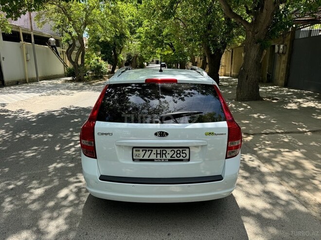 Kia  2011, 215,115 km - 1.6 l - Bakı