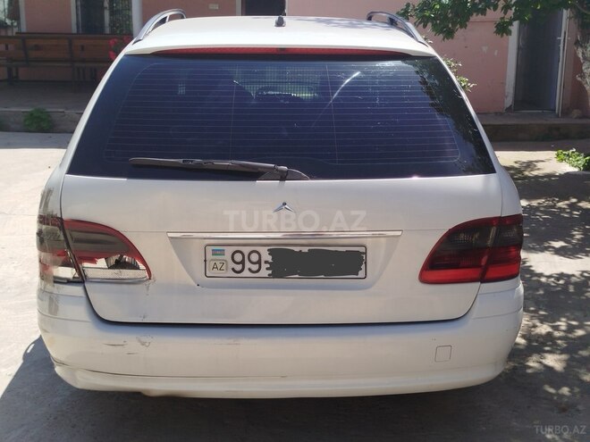 Mercedes E 220 d 2009, 420,000 km - 2.2 l - Bakı