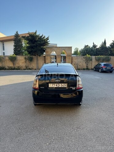 Toyota Prius-14
