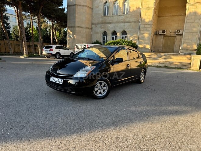 Toyota Prius-3