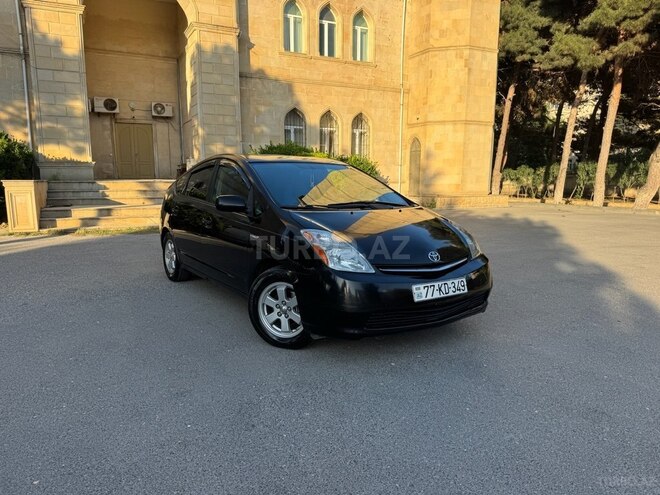 Toyota Prius-1