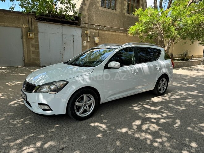 Kia Ceed 2011, 215,115 km - 1.6 l - Bakı