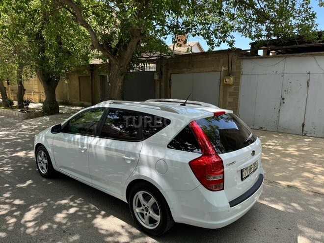 Kia Ceed 2011, 215,115 km - 1.6 l - Bakı