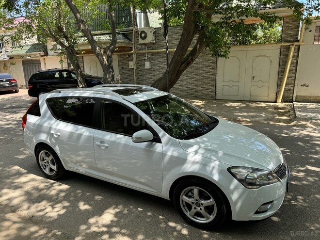 Kia Ceed 2011, 215,115 km - 1.6 l - Bakı
