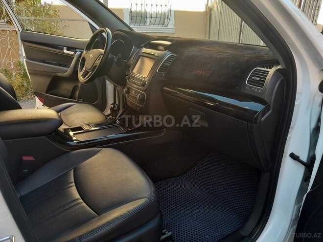 Kia Sorento 2013, 106,476 km - 2.0 l - Qazax
