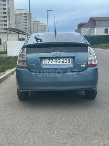 Toyota Prius-2