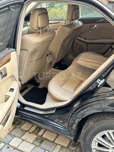 Mercedes E 220 d 2011, 235,255 km - 2.2 л - Bakı