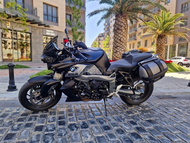 BMW  2012, 2,800 km - 1.3 л - Bakı