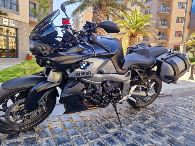BMW  2012, 2,800 km - 1.3 л - Bakı