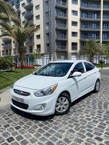 Hyundai Accent 2017, 198,000 km - 1.6 л - Bakı