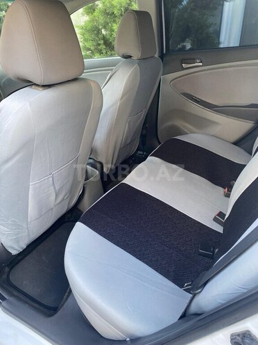 Hyundai Accent 2017, 198,000 km - 1.6 л - Bakı