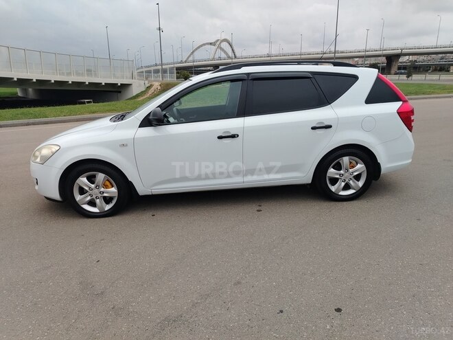 Kia  2008, 233,000 km - 1.6 l - Bakı