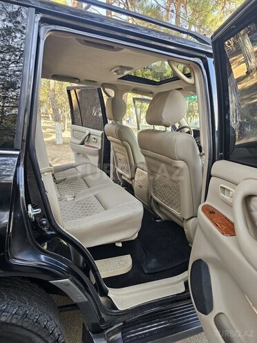 Toyota Land Cruiser 2003, 239,325 km - 4.7 l - Quba