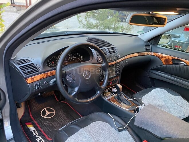 Mercedes E 220 d 2004, 341,980 km - 2.2 l - Bakı