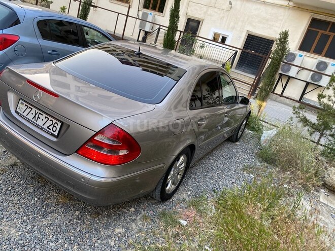 Mercedes E 220 d 2004, 341,980 km - 2.2 l - Bakı
