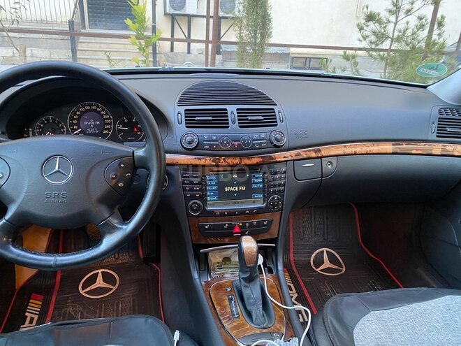 Mercedes E 220 d 2004, 341,980 km - 2.2 l - Bakı