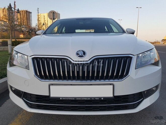 Skoda Superb 2019, 68,000 km - 1.4 л - Bakı