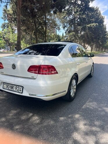 Volkswagen Passat 2012, 251,500 km - 1.8 л - Bakı