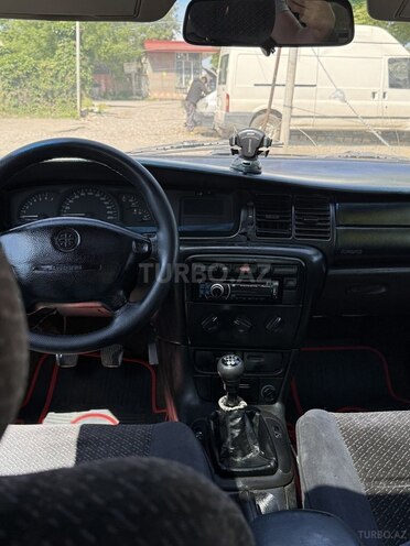 Opel Vectra 1997, 200,000 km - 2.0 л - Quba