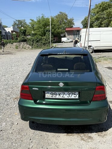 Opel Vectra 1997, 200,000 km - 2.0 л - Quba