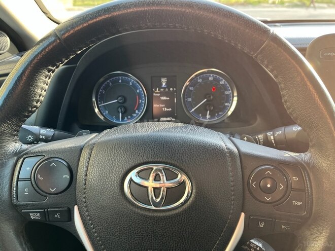 Toyota Corolla 2017, 210,000 km - 1.8 l - Sumqayıt