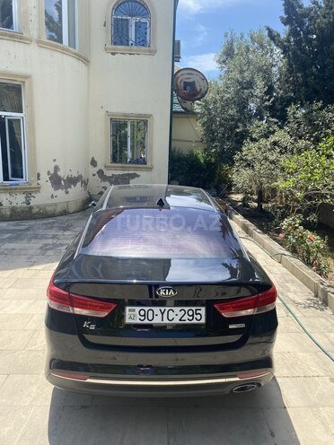 Kia K5-7