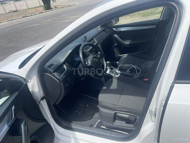 Skoda Octavia 2014, 399,000 km - 1.4 l - Bakı