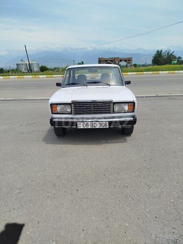 LADA (VAZ) 2107 2006, 45,000 km - 1.6 л - Qax