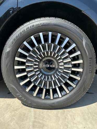 ZEEKR 009 2023, 27,500 km - 0.0 l - Bakı