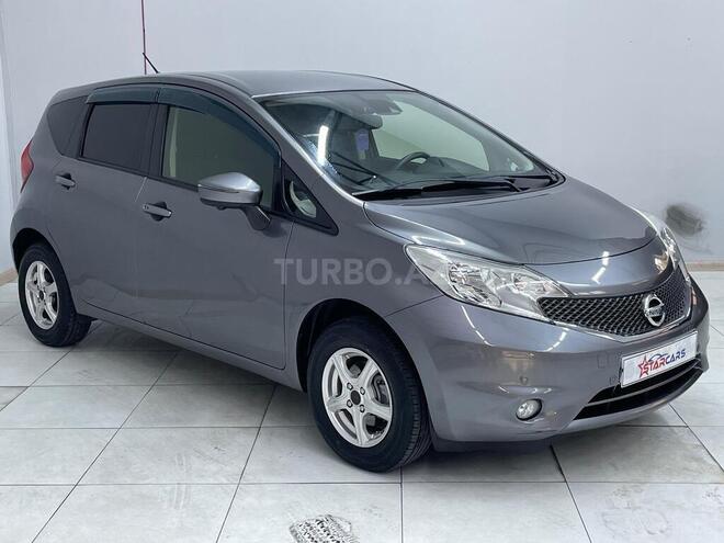 Nissan Note-8