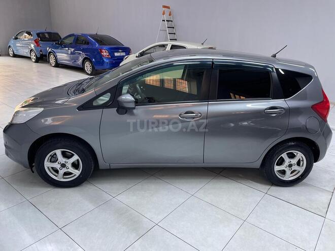 Nissan Note-6