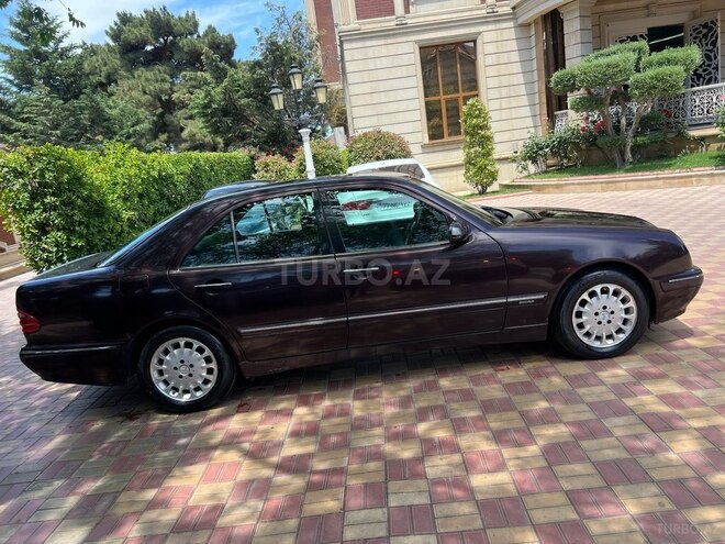 Mercedes E 220 d 2001, 530,000 km - 2.2 l - Bakı
