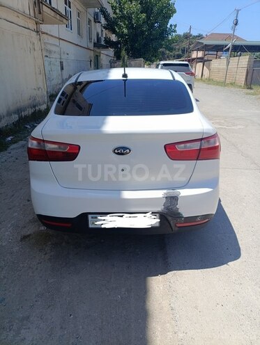 Kia Rio 2013, 289,682 km - 1.4 l - Neftçala