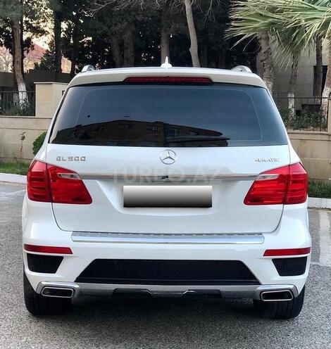Mercedes GL 500 4MATIC 2015, 209,000 km - 4.7 l - Bakı