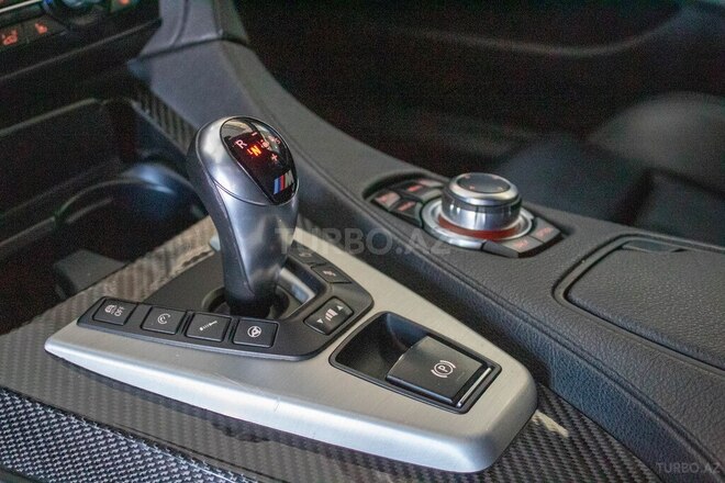 BMW M6 2014, 135,000 km - 4.4 l - Bakı