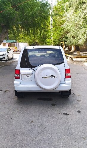 Mitsubishi Pajero io 1999, 279,456 km - 1.8 l - Xırdalan
