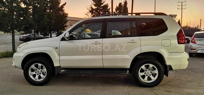 Toyota Land Cruiser Prado-6