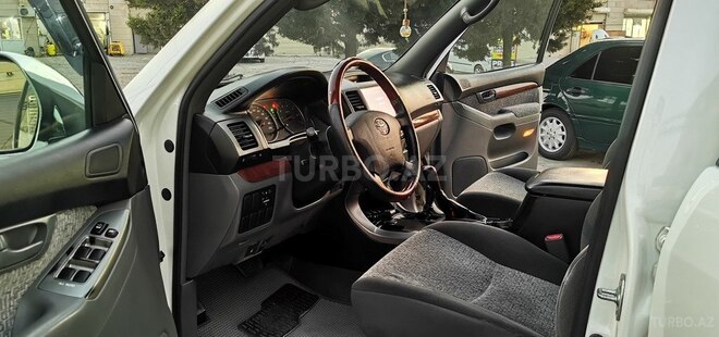 Toyota Land Cruiser Prado-14