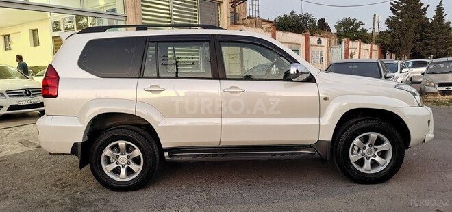 Toyota Land Cruiser Prado-7