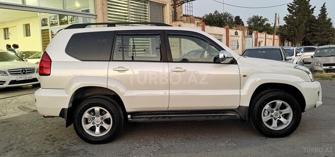 Toyota Land Cruiser Prado-8