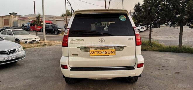 Toyota Land Cruiser Prado-11
