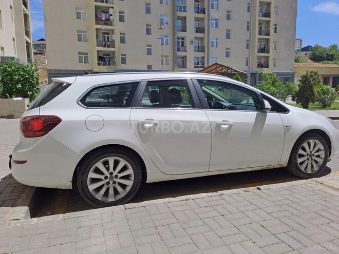 Opel Astra 2011, 257,582 km - 1.3 л - Bakı