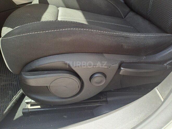 Opel Astra 2011, 257,582 km - 1.3 л - Bakı