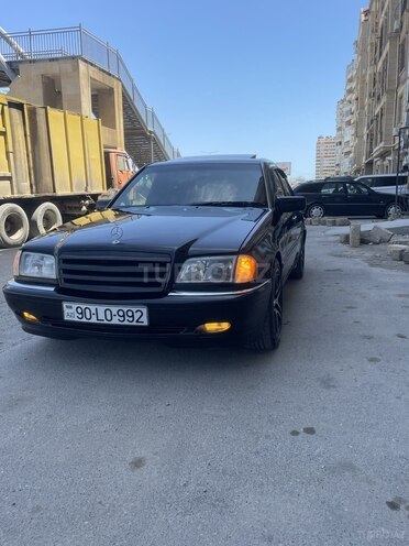 Mercedes C 230 1997, 297,000 km - 2.3 л - Bakı