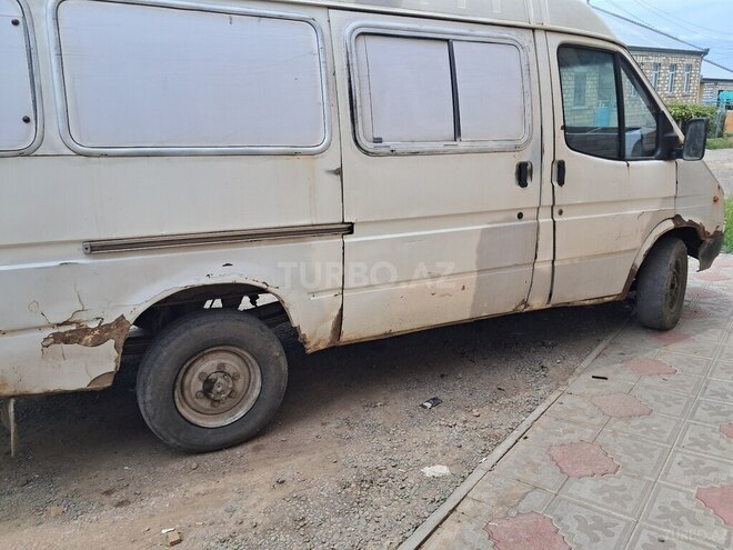Ford Transit 1993, 350,000 km - 2.5 l - Qazax
