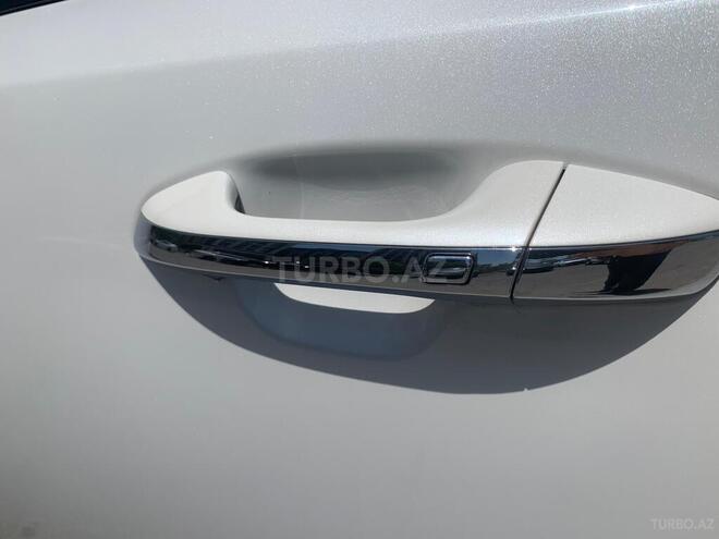 Kia K5-12